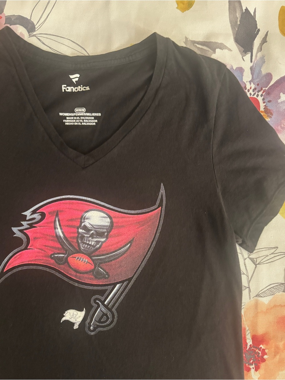 Fanatics - Women’s Tampa Bay Buccaneers T-Shirt